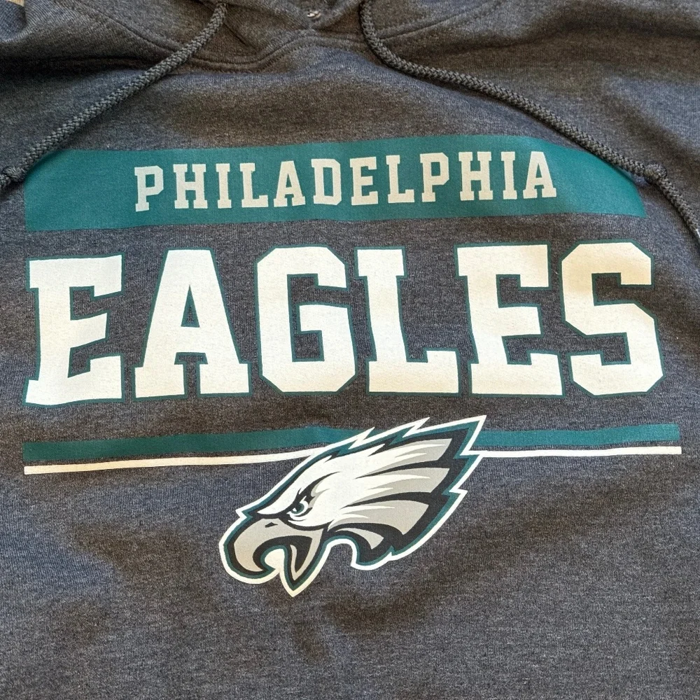 Philadelphia Eagles NFL Gameday Charcoal Hooded Sweatshirt - Picture 2 of 3